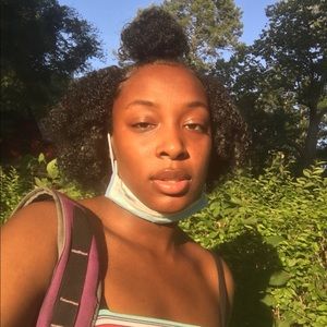 Meet your Posher, Deborah